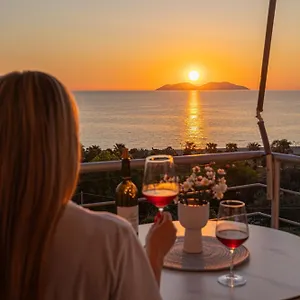https://hotel-idi.albaniahotels.org